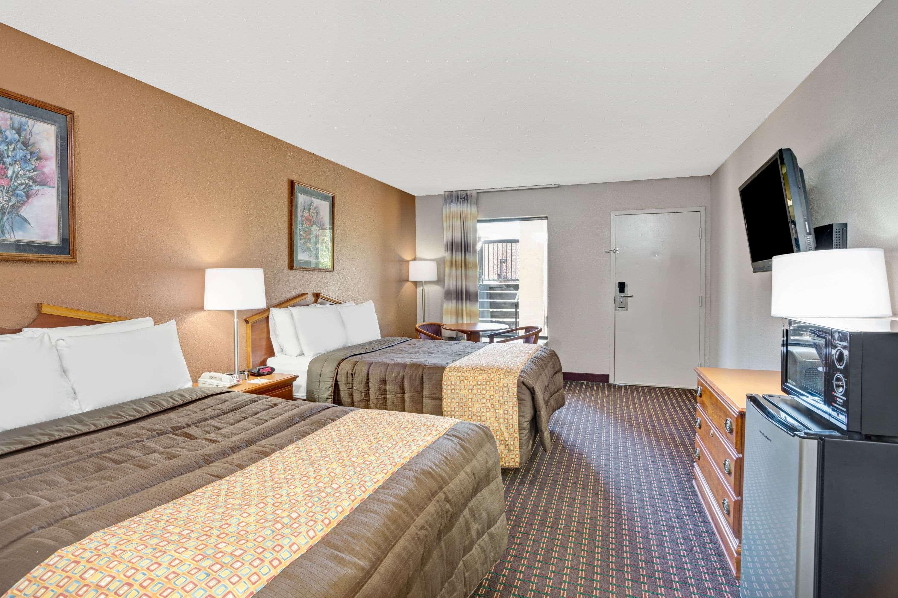Days Inn By Wyndham Hernando Dış mekan fotoğraf