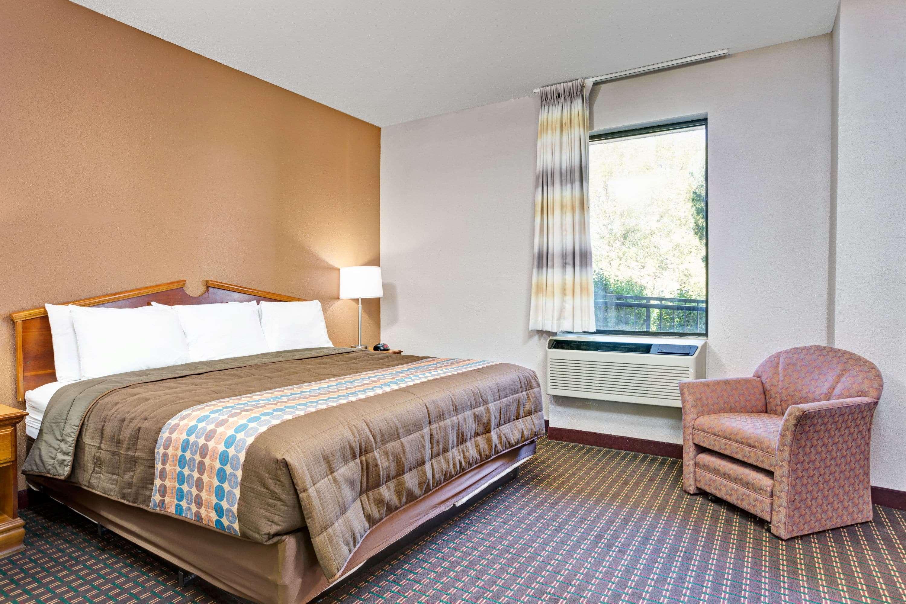 Days Inn By Wyndham Hernando Dış mekan fotoğraf