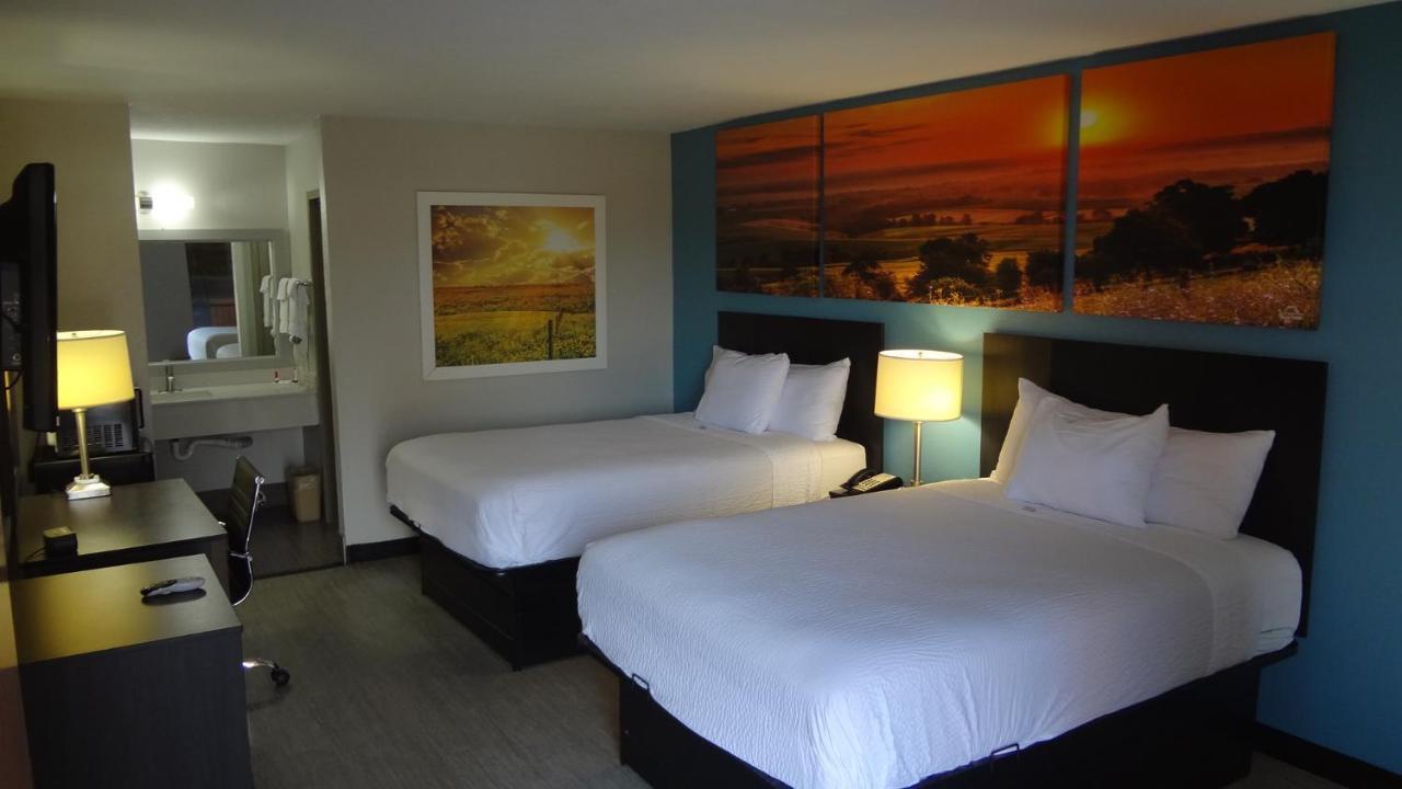 Days Inn By Wyndham Hernando Dış mekan fotoğraf